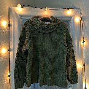 Hollister High Neck Pullover Sweater Size Large